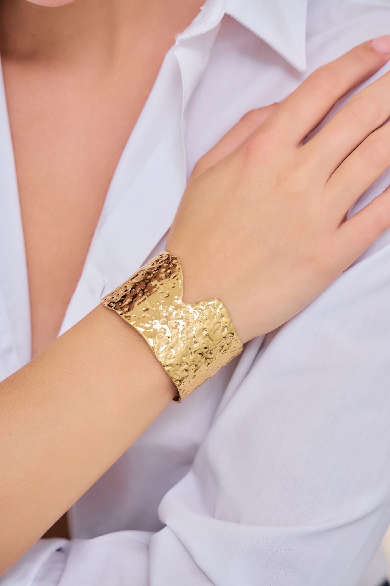 Manchette large style texturé