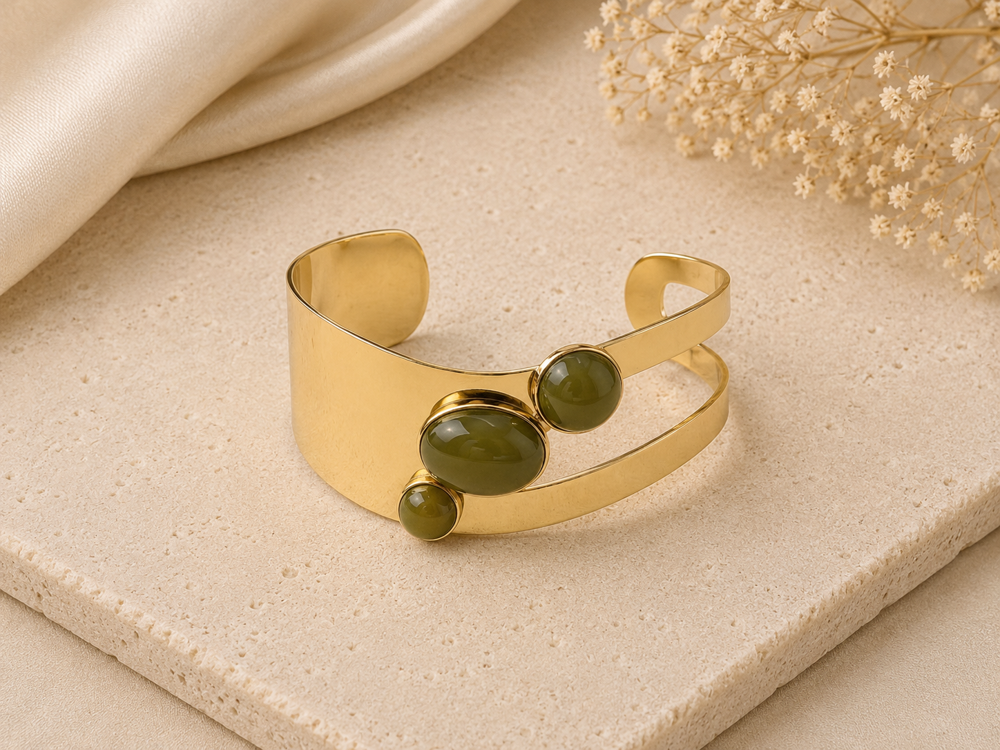 Bracelet manchette « Sora »