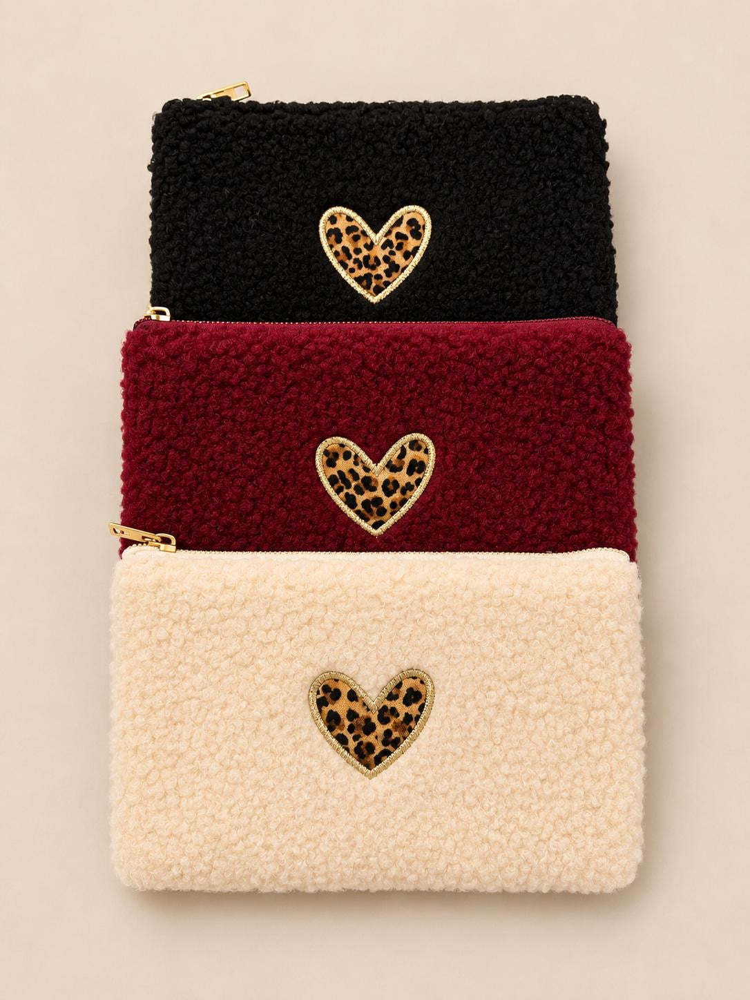 Pochette « Cœur léopard (moumoute) »